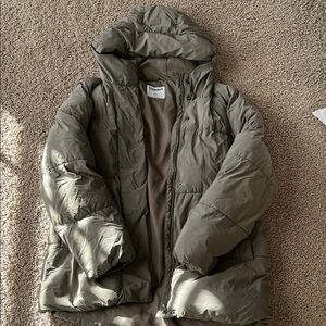 Old Navy Olive Puffer Jacket
